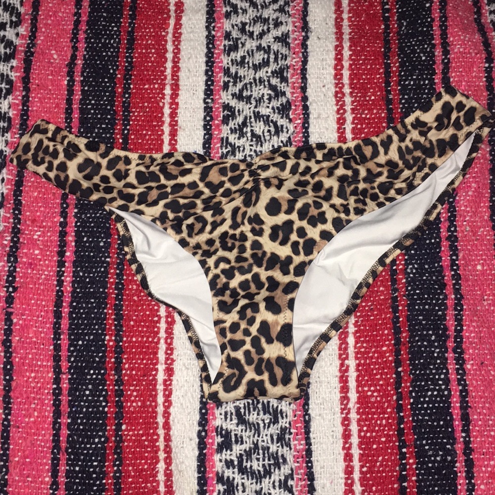 PINK Cheetah Cheeky Bottoms